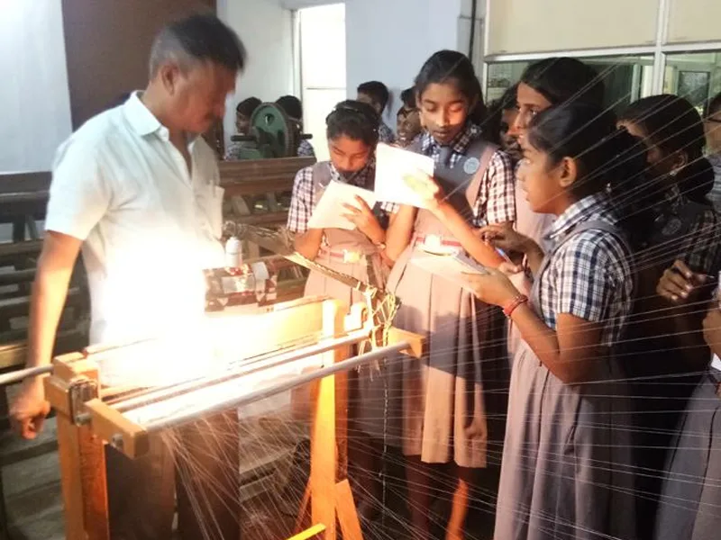 Field Trips - Image 7